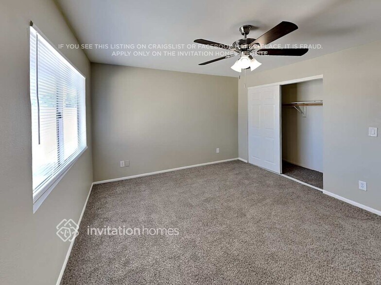 Building Photo - 10902 W Montecito Ave