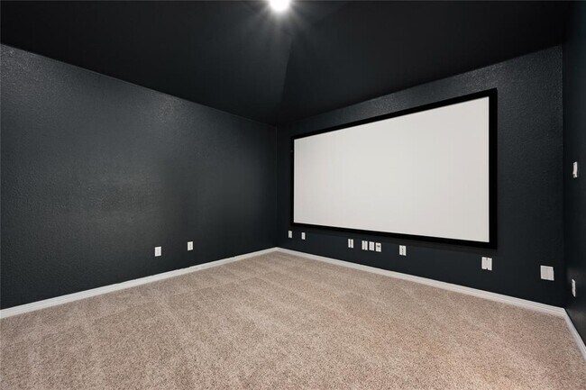 Building Photo - 2213 Santa Isabella Dr