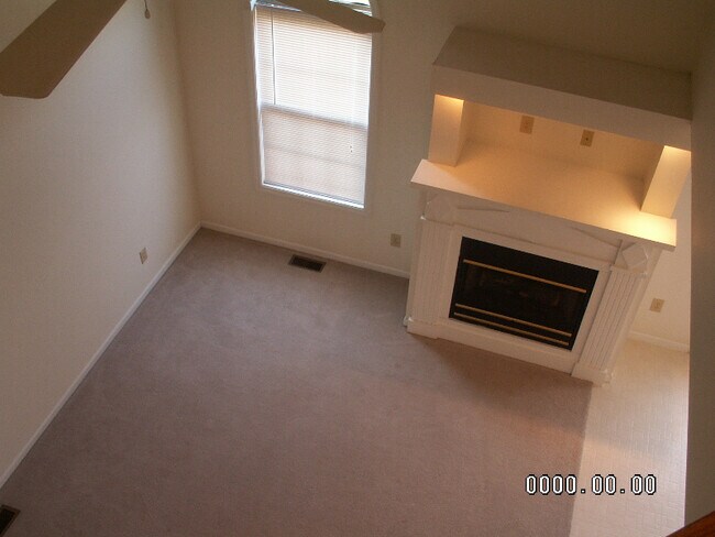 Building Photo - 931 Jasmine Dr