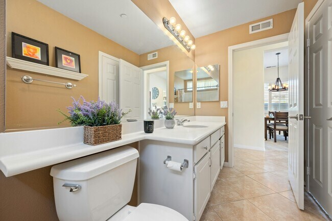 Building Photo - 710 Greyfield Ct