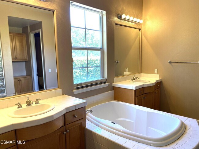 Building Photo - 4501 Via Rio