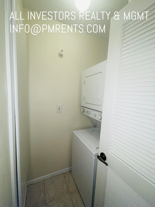 Building Photo - 1059 Shadowridge Dr