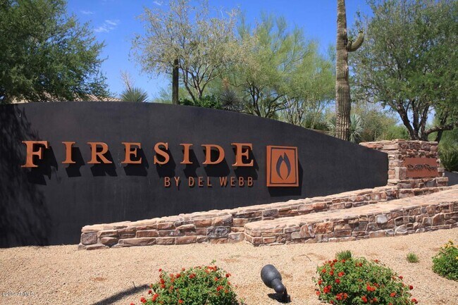 Building Photo - 3607 E Salter Dr