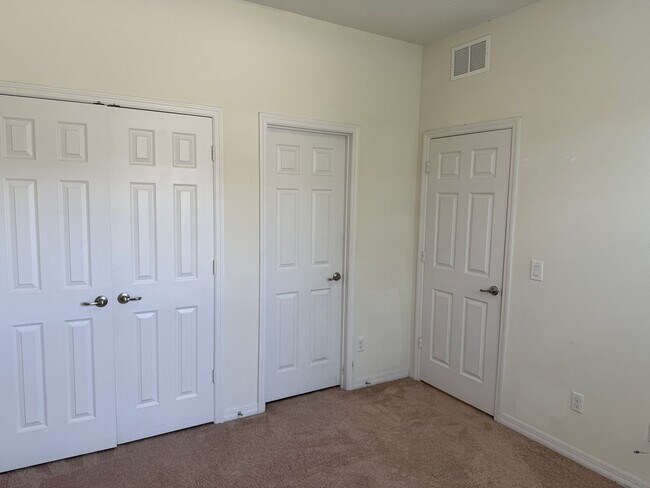 Building Photo - BEAUTIFUL 4 BEDROOMS, 3 BATHS,  SINGLE FAMILY HOME IN HARVEST LANDING IN CLERMONT