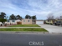 Building Photo - 917 Evergreen Ln