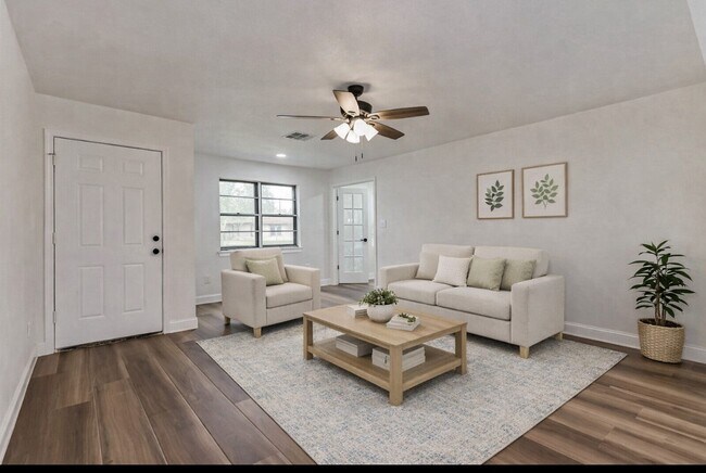 Building Photo - 229 Burkett St