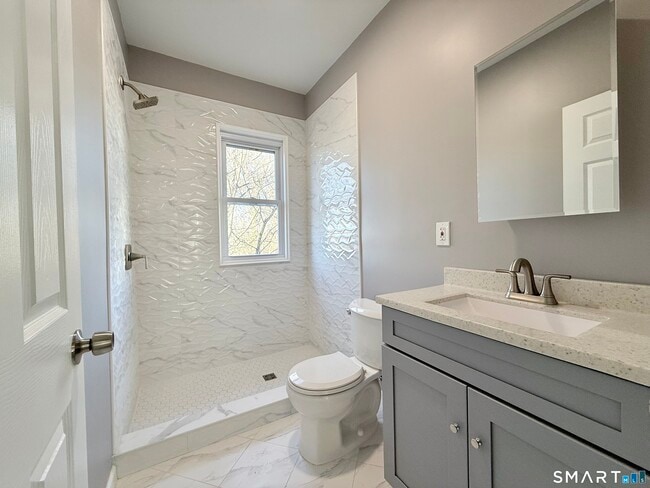 Building Photo - 47 Berkshire Ave