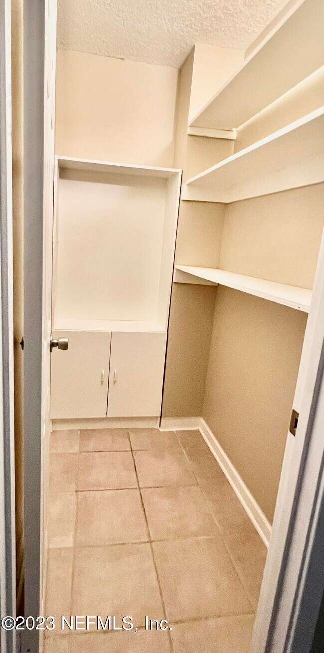 Building Photo - 8797 Como Lake Dr