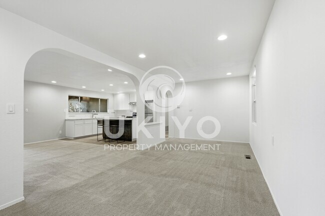 Building Photo - 6809 Colton Blvd