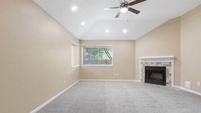 Building Photo - 22503 Holly Branch Dr