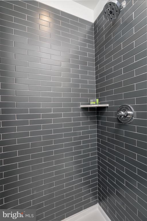 Building Photo - 3101 Riseview Ln