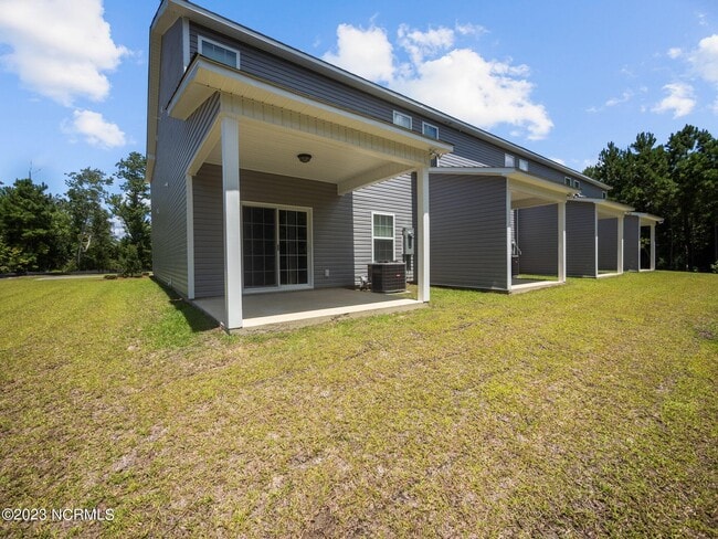Building Photo - 209 Verrazzano Ln