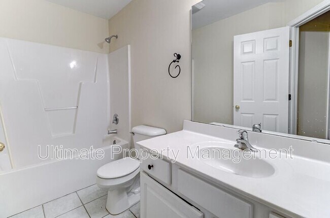 Building Photo - 105 Southern Magnolia Ct