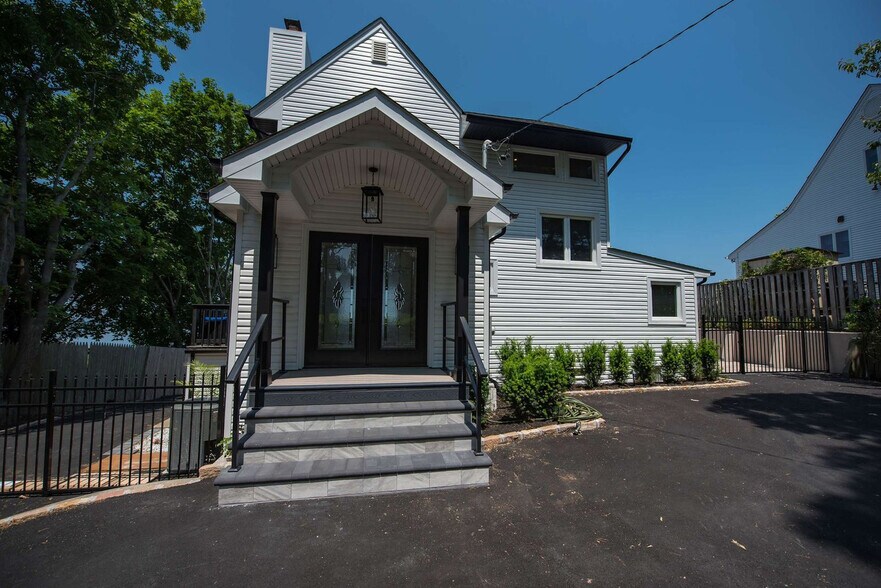 Building Photo - 54 Cliff Rd