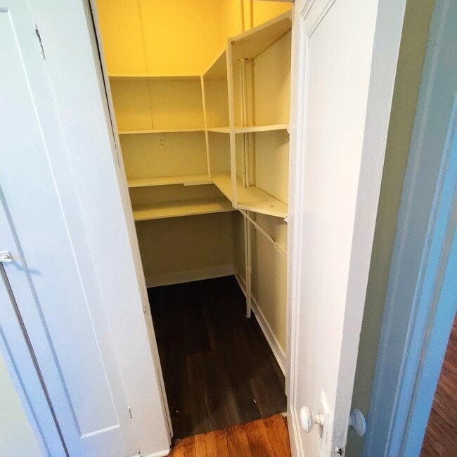 Building Photo - 7255 S Washtenaw Ave.