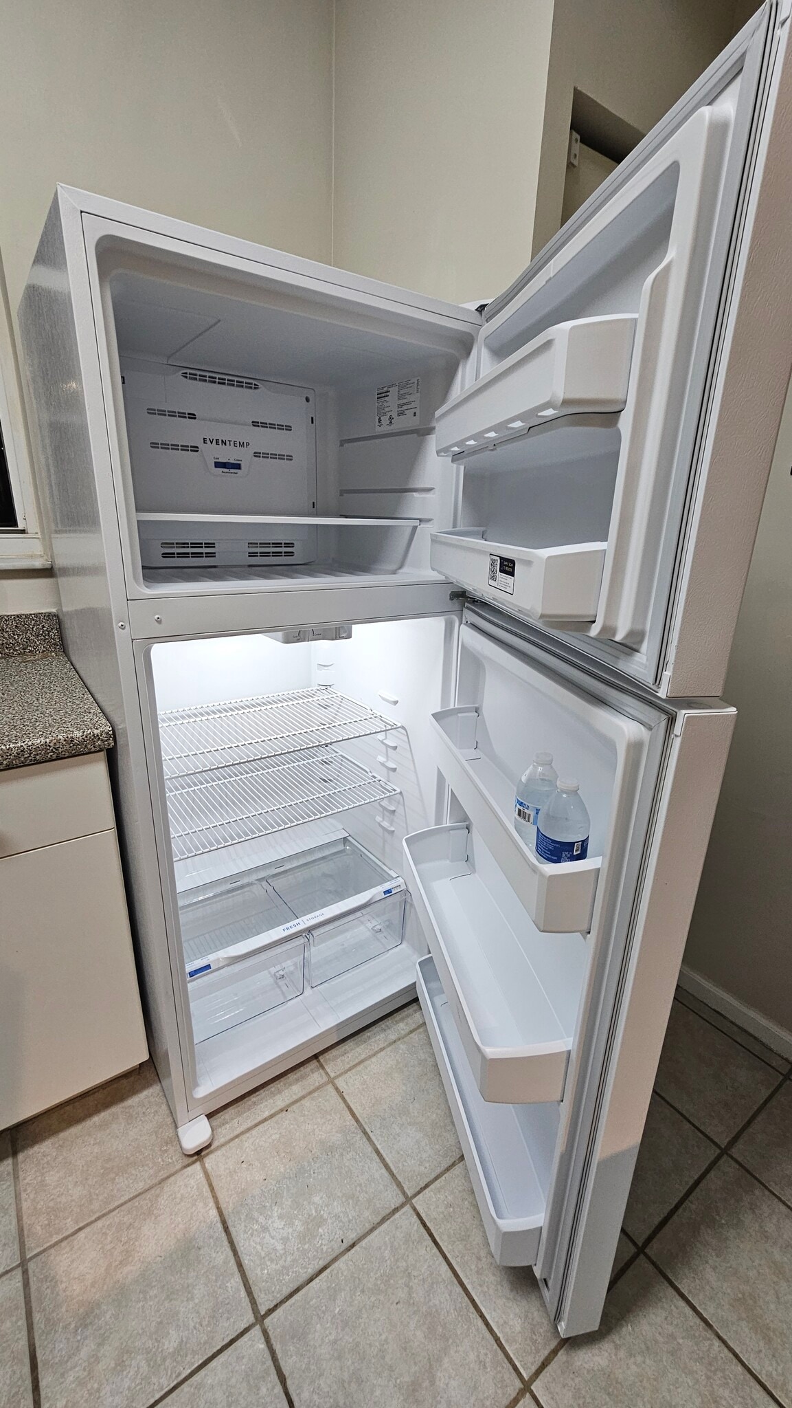 New fridge - 1152 University Blvd