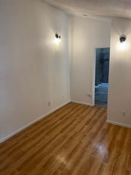 Building Photo - 4899 S Dudley St