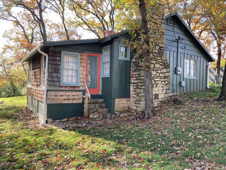 Building Photo - 11311 E 87th St