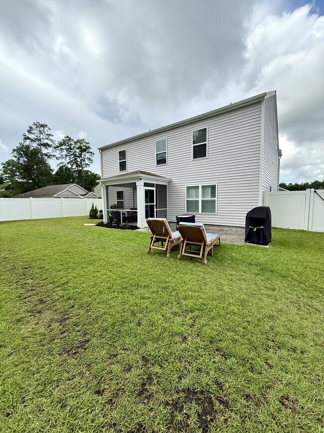 Building Photo - 500 Affinity Dr
