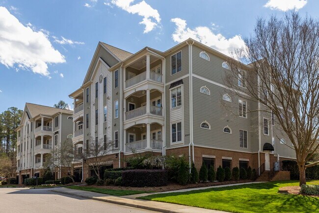 Building Photo - 1000 Kelton Cottage Way