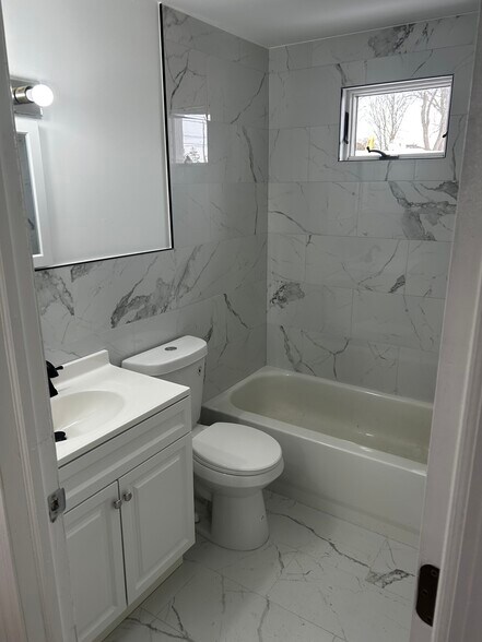 Building Photo - 143 Armstrong Ave