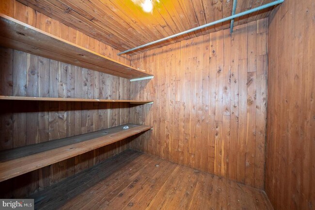 Building Photo - 211 Pennswood Rd