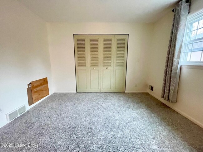 Building Photo - 816 Melford Ave