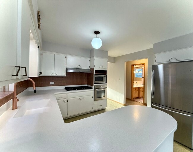 Building Photo - 2631 N 74th Ave