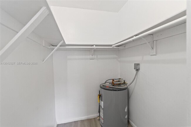 Building Photo - 2325 NW 52nd Ct