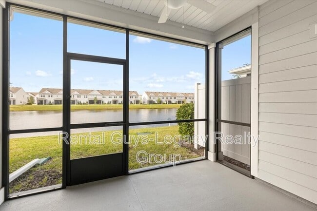 Building Photo - 12667 Josslyn Ln