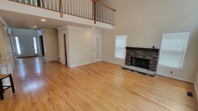 Building Photo - 95 River Park Ln