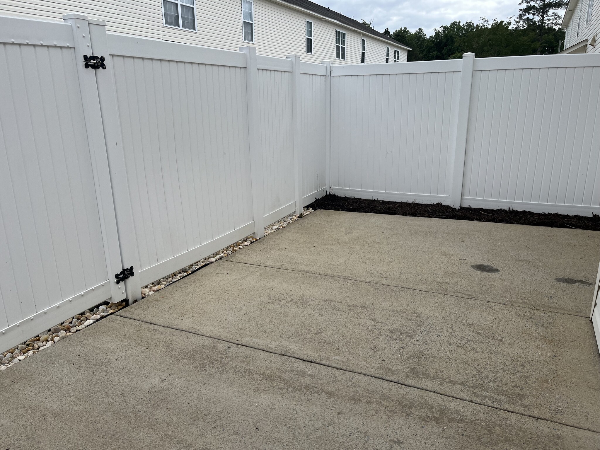 Building Photo - 4135 Dudleys Grant Dr