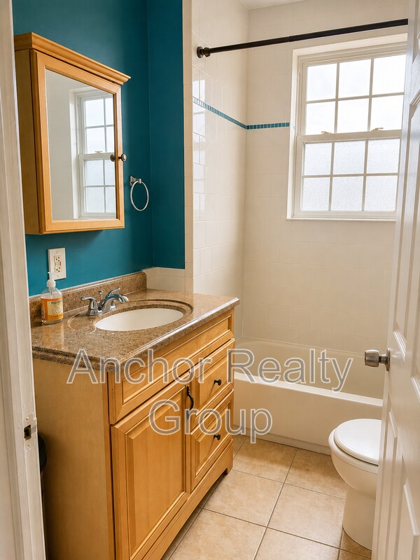Building Photo - 1008 Westover Ave