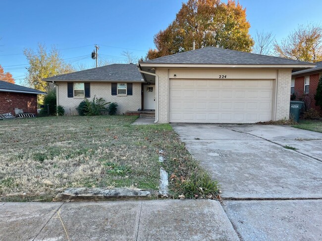 Building Photo - Cute 3 Bed 1.5 Bath in Edmond Area