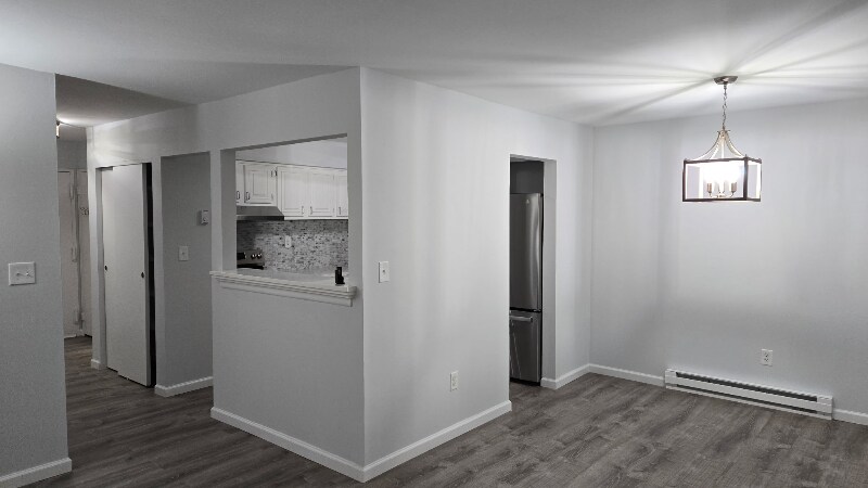 Building Photo - 808 Eves Dr