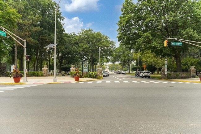 Building Photo - 277 Harrison Ave