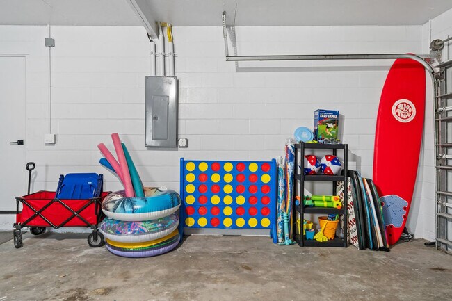 Building Photo - 115 Esther Dr