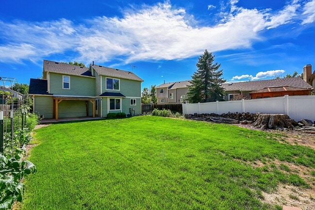 Building Photo - $2,495, 3 beds, 2.5 bath Updated Home in Co Springs with Fenced In Yard!