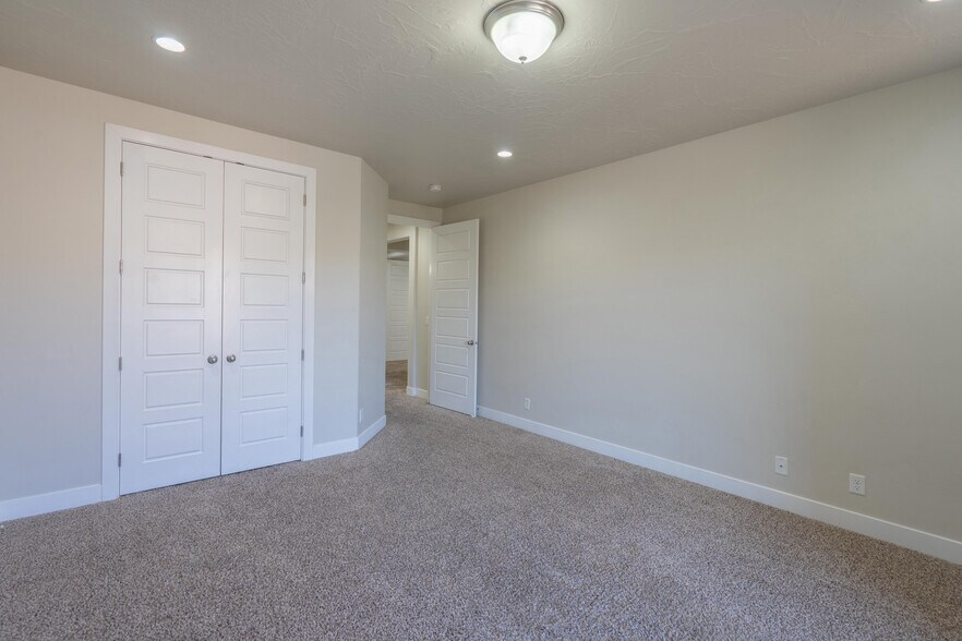 Building Photo - 4254 E Razor Ridge Dr