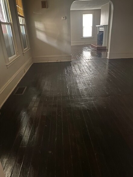 Dinning Rm - 866 Liberty St