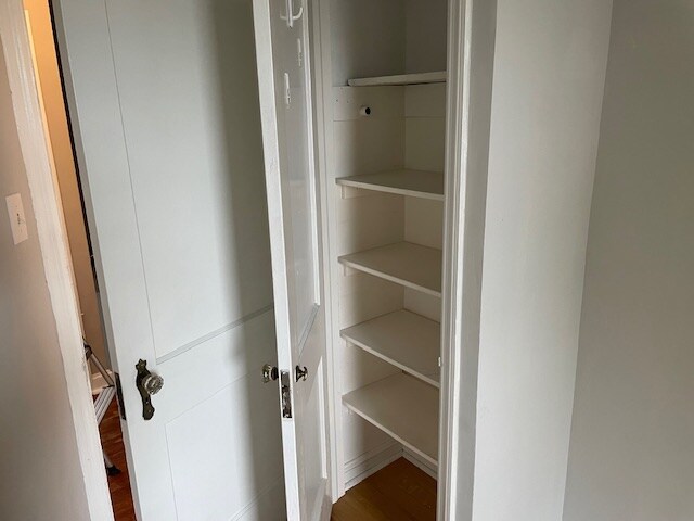 Building Photo - 852 Fairfax Rd