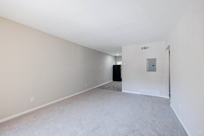 Building Photo - Elite Plus 2 Bedroom Apartments in Atlanta, GA | Fully Renovated 750 Sq Ft Floor Plan at Monteleo...