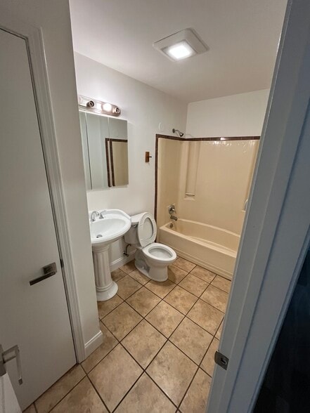 Bathroom - 29 Cedar St