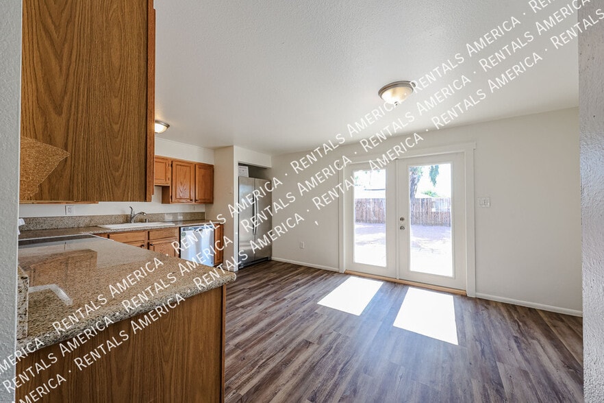 Building Photo - 14029 N 38th Pl
