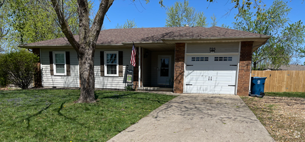 Building Photo - ADORABLE REMODELED 3 bedroom | 1 bathroom ...