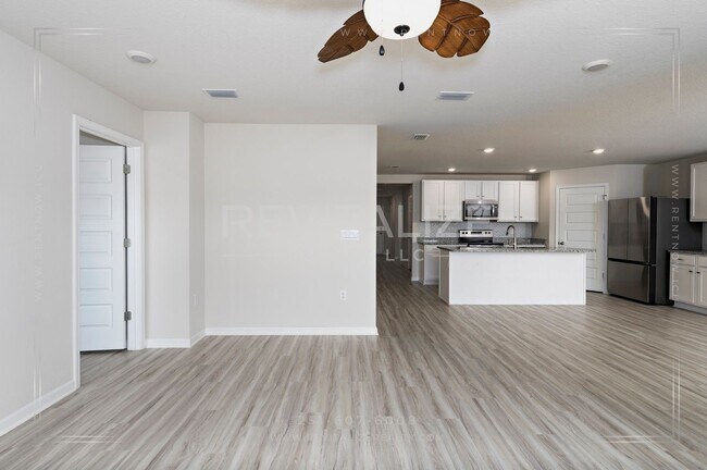 Building Photo - 22360 Aleutian Ave