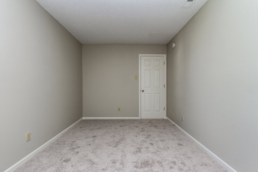 Building Photo - 1796 Feather Reed Ln