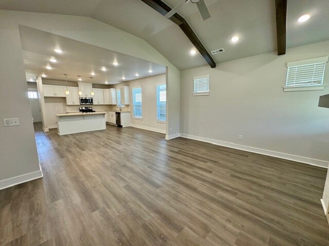 Building Photo - 3909 SW Pecan Cir