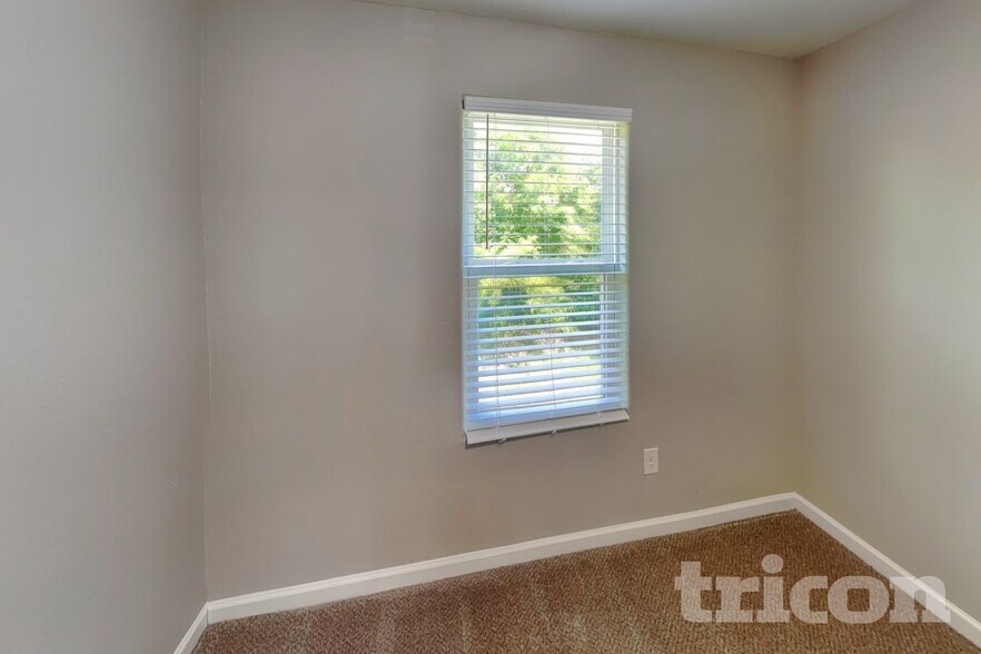 Building Photo - 4717 Opus Ln