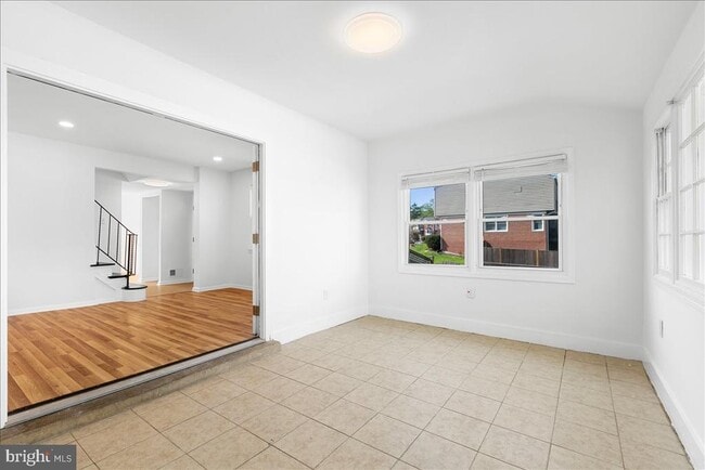 Building Photo - 239 Nottoway St SE